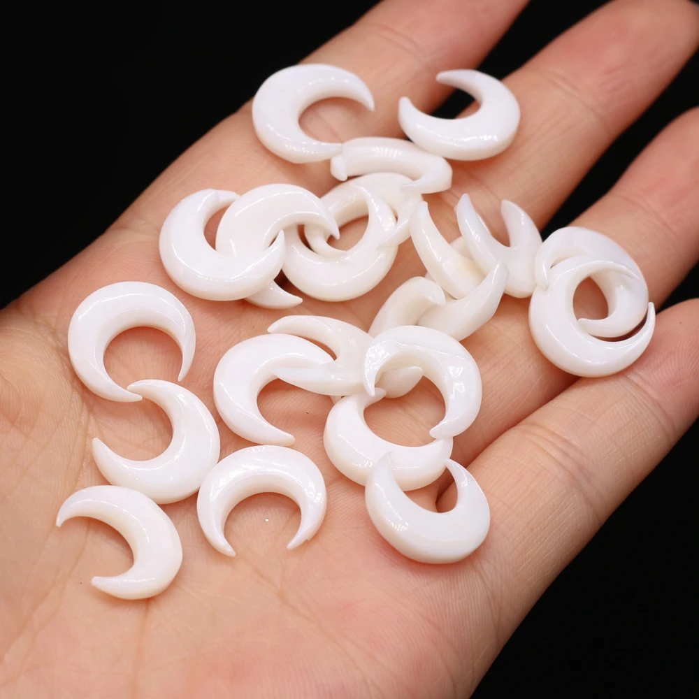 4pcs Natural Freshwater Moon Shape White Shell Charm Connectors Pendants No Hole for Women Jewelry Charm Necklace Bracelet
4pcs Natural Freshwater Moon Shape White Shell Charm Connectors Pendants No Hole for Women Jewelry Charm Necklace Bracelet