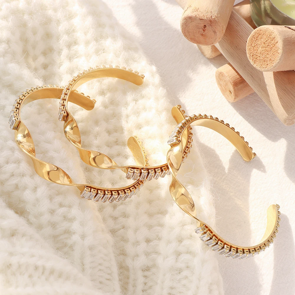ZMFashion CZ Crystal Cuff Bracelets Bangle for Women Girl Full Drill Zircon Opening Adjustment Jewelry Luxury Brand Wedding Gift
ZMFashion CZ Crystal Cuff Bracelets Bangle for Women Girl Full Drill Zircon Opening Adjustment Jewelry Luxury Brand Wedding Gift