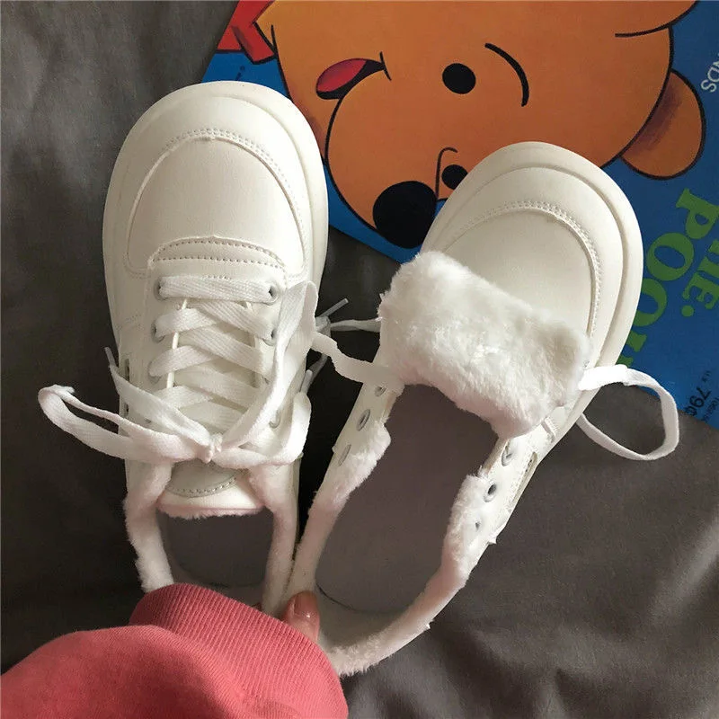 Женские зимние белые кроссовки на вулканизированной подошве, удобные уличные плюшевые кроссовки на меху, повседневная обувь на платформе в...
Женские зимние белые кроссовки на вулканизированной подошве, удобные уличные плюшевые кроссовки на меху, повседневная обувь на платформе в...