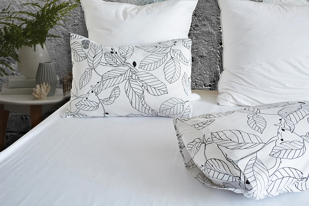 Fashion Bedding Set luxury Pink love Family Set Sheet Duvet Cover Pillowcase Full King Single Queen,bed set 2021
Fashion Bedding Set luxury Pink love Family Set Sheet Duvet Cover Pillowcase Full King Single Queen,bed set 2021