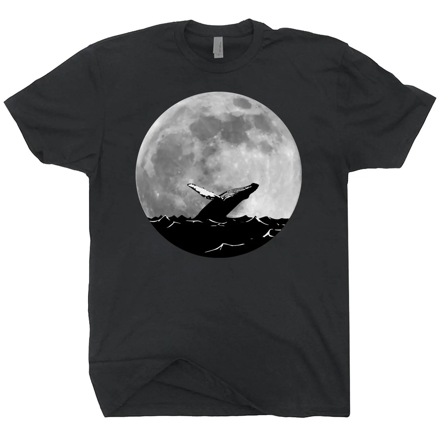 2020 Fashion Summer Hot Sale Humpback Whale Full Moon T Shirt Retro Fantasy Whale Shirt Tee Shirt