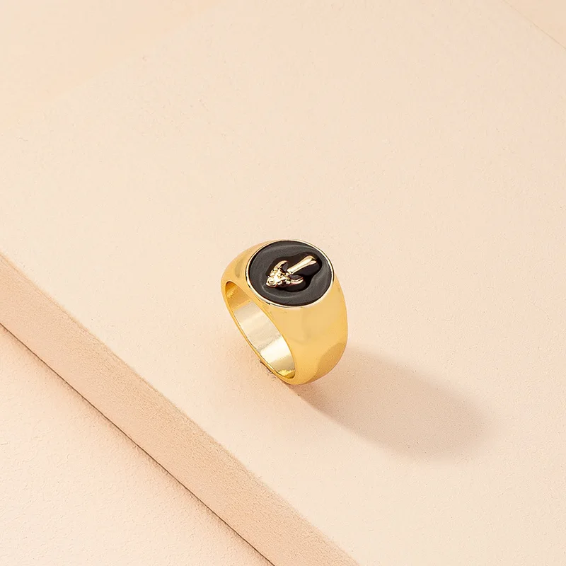 Ring 2021 Trend New Personality Drop Oil Ring Ladies Retro Fashion Party Banquet Hand Jewelry
Ring 2021 Trend New Personality Drop Oil Ring Ladies Retro Fashion Party Banquet Hand Jewelry