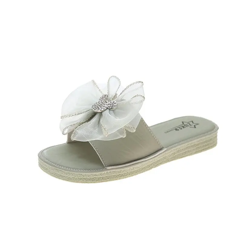Slippers Women's Summer New Ins Tide 2021 Outer Wear Fashion All-match Bow Knot Sandals Thick Bottom Non-slip Slippers
Slippers Women's Summer New Ins Tide 2021 Outer Wear Fashion All-match Bow Knot Sandals Thick Bottom Non-slip Slippers