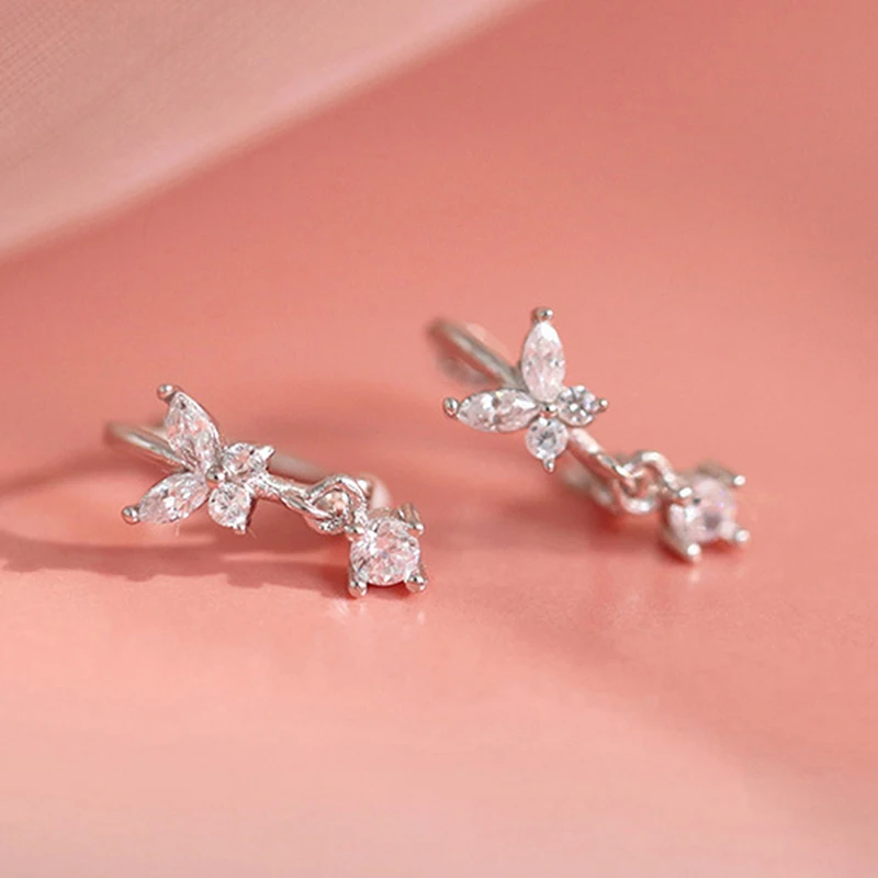 1pair Crystal Butterfly Silver Crystal Butterfly Charms Stud Earrings For Women Girls Wedding Party Jewelry 
1pair Crystal Butterfly Silver Crystal Butterfly Charms Stud Earrings For Women Girls Wedding Party Jewelry