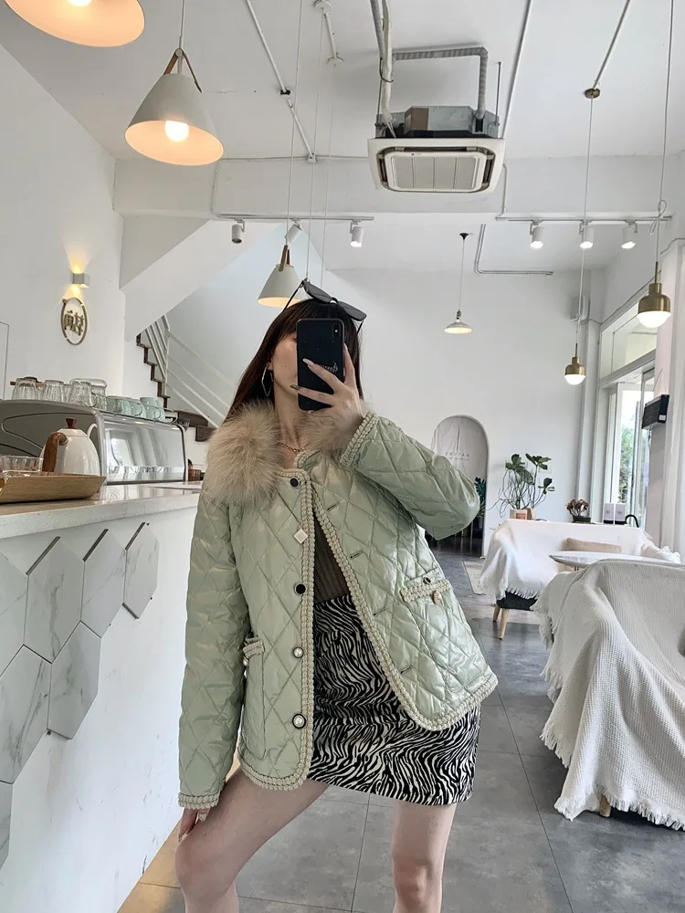 Sweet Fox Fur Down Coat Women White Duck Jackets Female Lady Girls Fashion Streetwear Short Snow Outwear With Pocket 2021 New
Sweet Fox Fur Down Coat Women White Duck Jackets Female Lady Girls Fashion Streetwear Short Snow Outwear With Pocket 2021 New