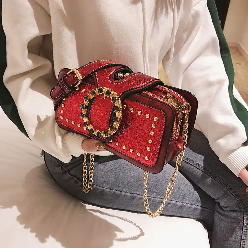 Sequins small bag female 2020 new wave Korean version of the fashion clip small square bag foreign gas chain slung shoulder bag
Sequins small bag female 2020 new wave Korean version of the fashion clip small square bag foreign gas chain slung shoulder bag