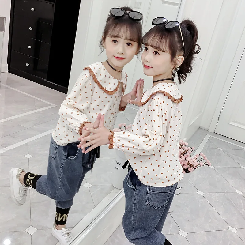 Girls polka dot shirt jeans two-piece doll collar shirt denim pants suit 2021 spring and autumn outfit
Girls polka dot shirt jeans two-piece doll collar shirt denim pants suit 2021 spring and autumn outfit