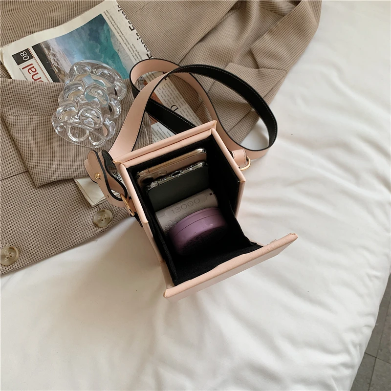 2021 Women Wallet Shoulder Mini Leather Bags Straps Mobile Phone Big Card Holders Wallet Handbag Money Pockets Girls Small Bags
2021 Women Wallet Shoulder Mini Leather Bags Straps Mobile Phone Big Card Holders Wallet Handbag Money Pockets Girls Small Bags