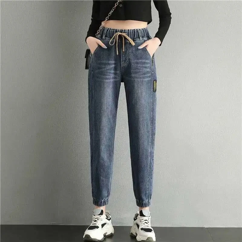 New Drawstring Stretch Harem Jeans Women Casual High Waist Denim Pants Korean Spring Autumn Ankle-Length Pants Retro Trousers
New Drawstring Stretch Harem Jeans Women Casual High Waist Denim Pants Korean Spring Autumn Ankle-Length Pants Retro Trousers