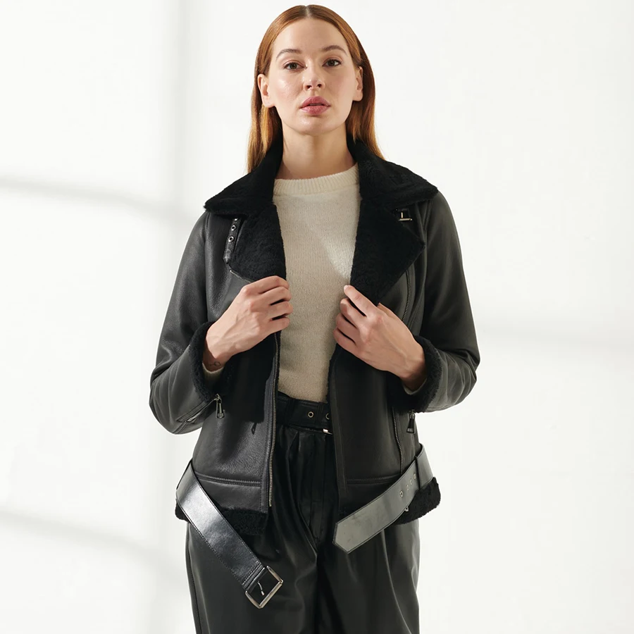 Sheepskin Fur Coat Women Fashion Bomber Jacket With Belt Autumn Winter Trendy Warm Shearling Coat
Sheepskin Fur Coat Women Fashion Bomber Jacket With Belt Autumn Winter Trendy Warm Shearling Coat