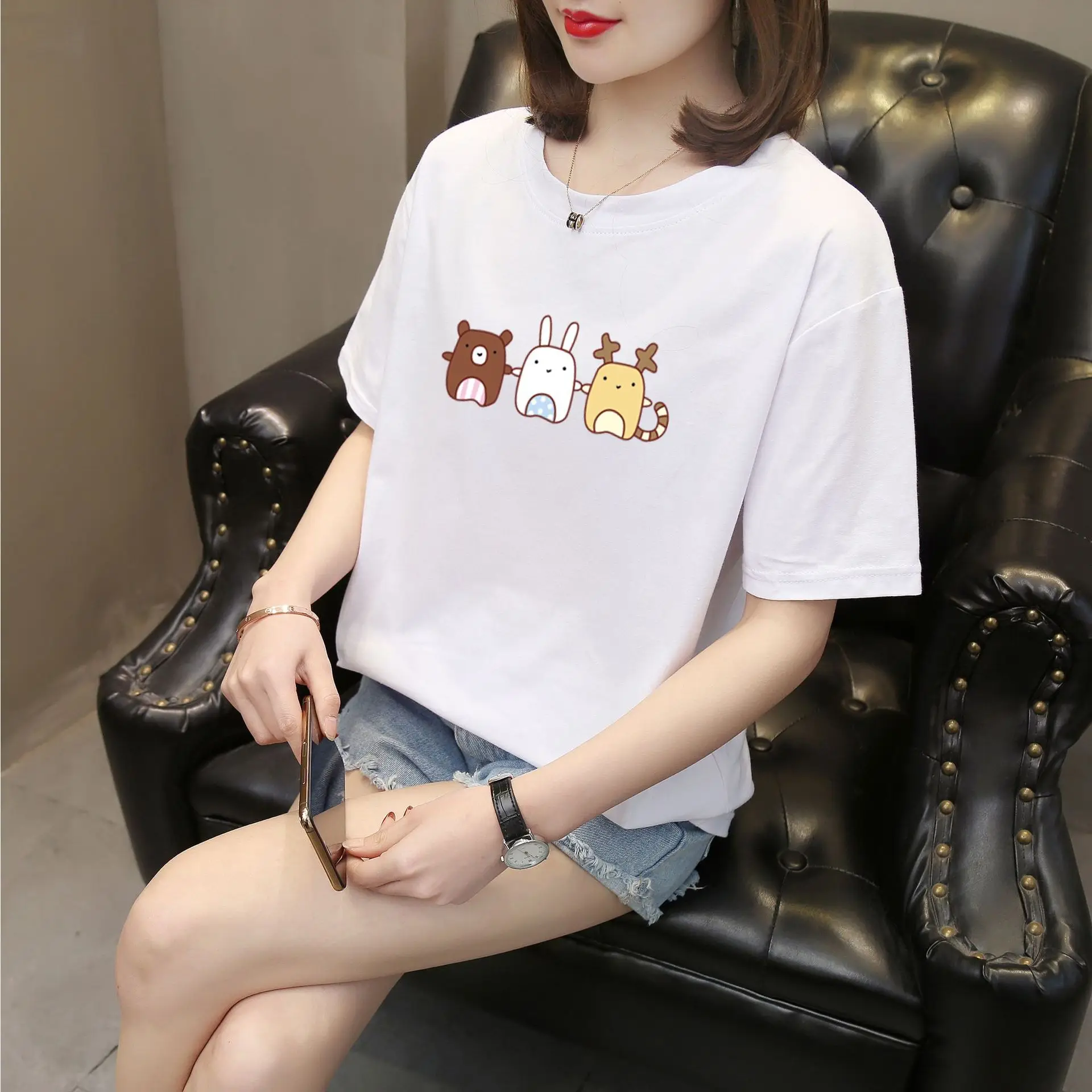 2021 pure cotton foreign trade large size Korean edition women's cross border cartoon short sleeve T shirt female summer top
2021 pure cotton foreign trade large size Korean edition women's cross border cartoon short sleeve T shirt female summer top