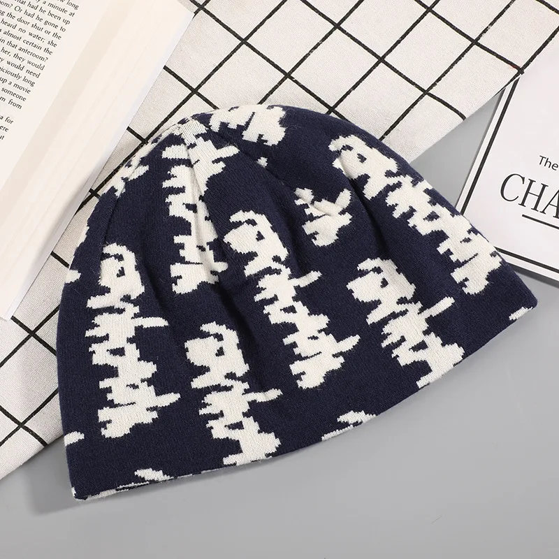 2020 New Autumn Winter Unisex Personality Fashion Trend Printed Knit Hat Outdoor Traveling All-match Warm Windproof Adult Cap
2020 New Autumn Winter Unisex Personality Fashion Trend Printed Knit Hat Outdoor Traveling All-match Warm Windproof Adult Cap