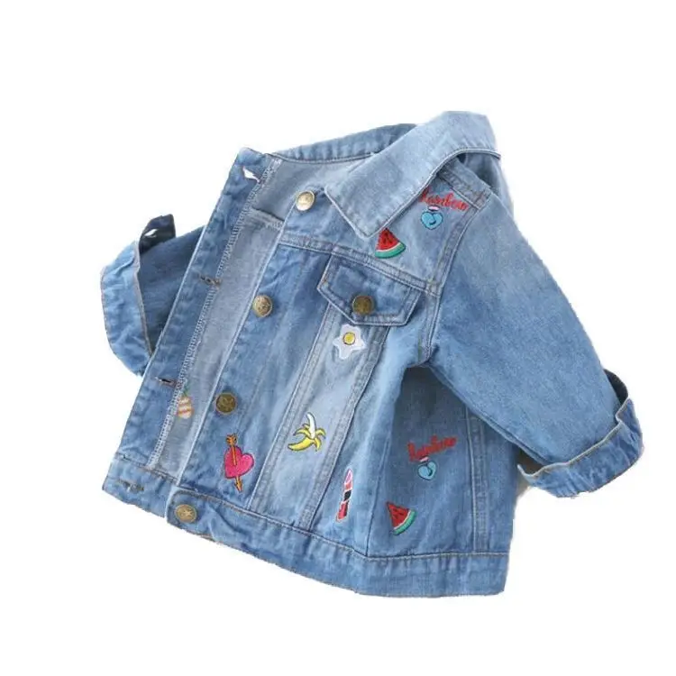 Куртка демисезонная однобортная с отложным воротником для девочек 
Куртка демисезонная однобортная с отложным воротником для девочек