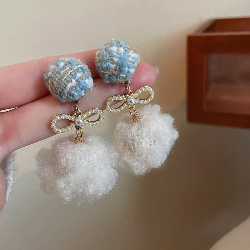 Cute Fur Ball Long Drop Earrings Ear For Women Unique Soft Dangle Earring Jewelry Brinco Bijoux Gentle Blue Lattice Earrings
Cute Fur Ball Long Drop Earrings Ear For Women Unique Soft Dangle Earring Jewelry Brinco Bijoux Gentle Blue Lattice Earrings