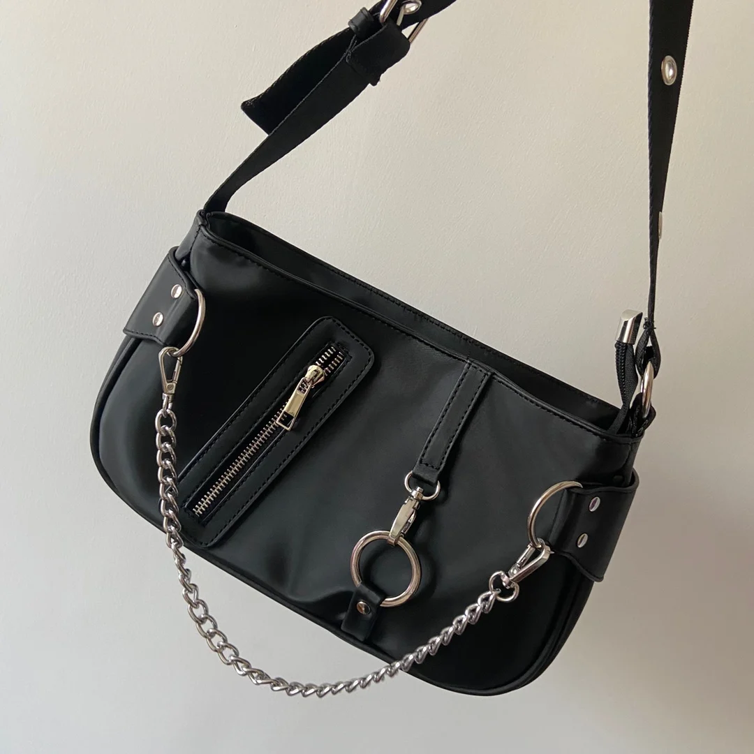 Nylon Cloth Chain Women Underarm Shoulder Bag Cool Girls Fashion Handbag Design Female Portable AII Match Messenger Bag
Nylon Cloth Chain Women Underarm Shoulder Bag Cool Girls Fashion Handbag Design Female Portable AII Match Messenger Bag