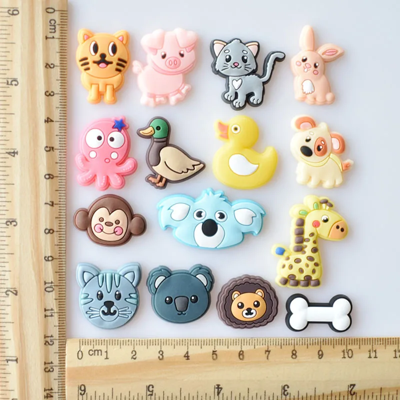 Free shipping 1 cartoon animal shoe decoration PVC crocodile decoration charm shoe buckle children's party Christmas gift
Free shipping 1 cartoon animal shoe decoration PVC crocodile decoration charm shoe buckle children's party Christmas gift