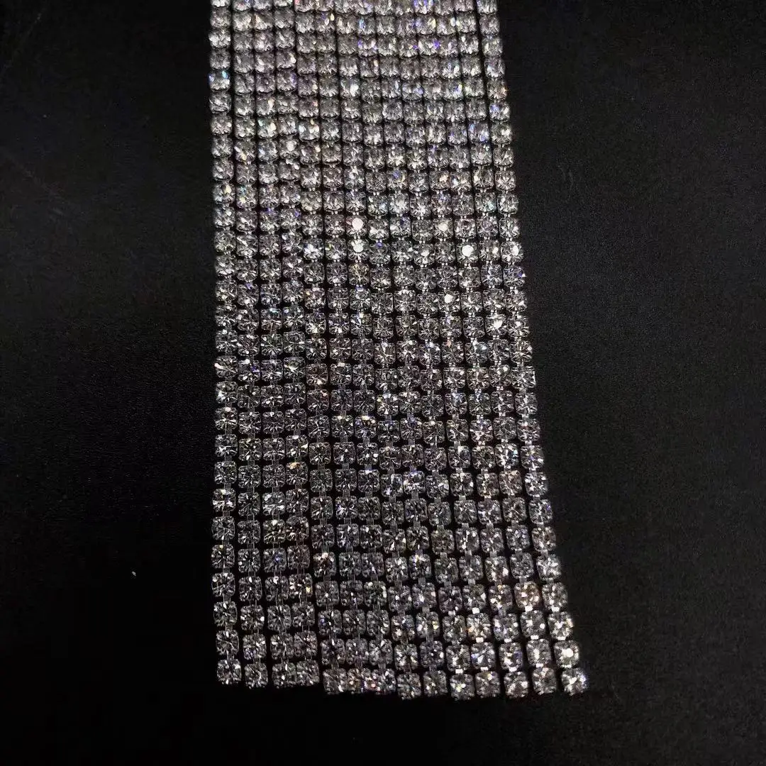 Fashion new earrings large exaggerated earrings for women Tassel Earrings shiny Rhinestone Earrings wholesale
Fashion new earrings large exaggerated earrings for women Tassel Earrings shiny Rhinestone Earrings wholesale