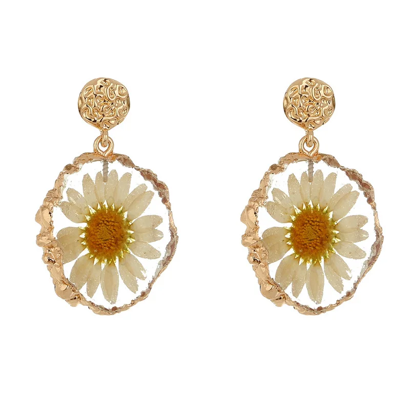 Minar Vintage Chrysanthemum Dried Flower Dangle Earrings for Women Ladies Perspective Resin Circle Pendant Earrings Accessories
Minar Vintage Chrysanthemum Dried Flower Dangle Earrings for Women Ladies Perspective Resin Circle Pendant Earrings Accessories