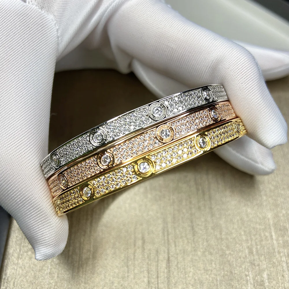 Popular Brand Products Screw Fashion Luxury Women Men's Bracelets Zircon Inlaid Gold Fashion Party Classic Style Couple Bracelet
Popular Brand Products Screw Fashion Luxury Women Men's Bracelets Zircon Inlaid Gold Fashion Party Classic Style Couple Bracelet