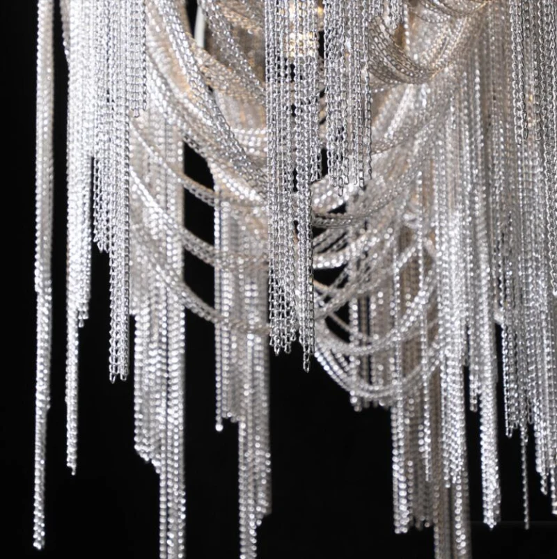 New design LED aluminum chandeliers luxury light Gold/silver can be customized
New design LED aluminum chandeliers luxury light Gold/silver can be customized