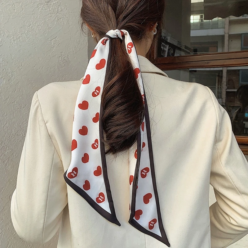 Women Silky Skinny Long Narrow Neck Scarf Korean Vintage Floral Heart Print Neckerchief Ponytail Hairband Handle Wrap
Women Silky Skinny Long Narrow Neck Scarf Korean Vintage Floral Heart Print Neckerchief Ponytail Hairband Handle Wrap