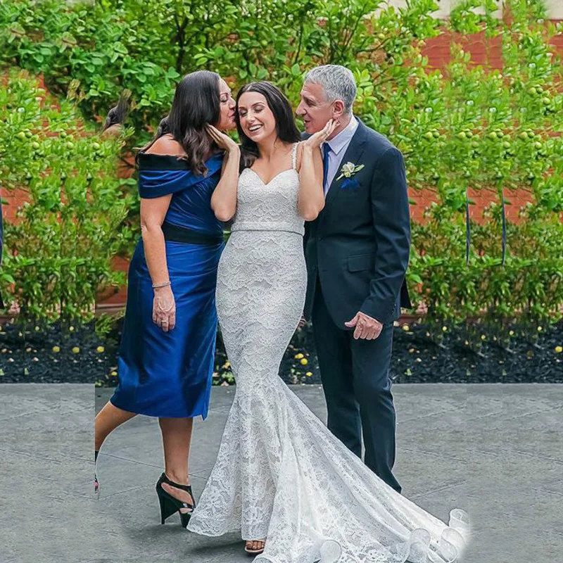 New Exquisite White Lace Mermaid Back Out Bridal Wedding Dresses V Neckline Spaghetti Straps Wedding Gowns for Bride Court Train
New Exquisite White Lace Mermaid Back Out Bridal Wedding Dresses V Neckline Spaghetti Straps Wedding Gowns for Bride Court Train