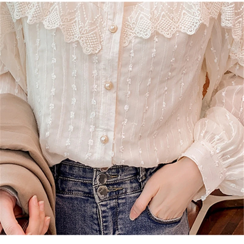 2021 Spring Fashion New Style Splicing Lace Lapel Long Sleeve Temperament Loose Shirt Female Top Trend H399
2021 Spring Fashion New Style Splicing Lace Lapel Long Sleeve Temperament Loose Shirt Female Top Trend H399