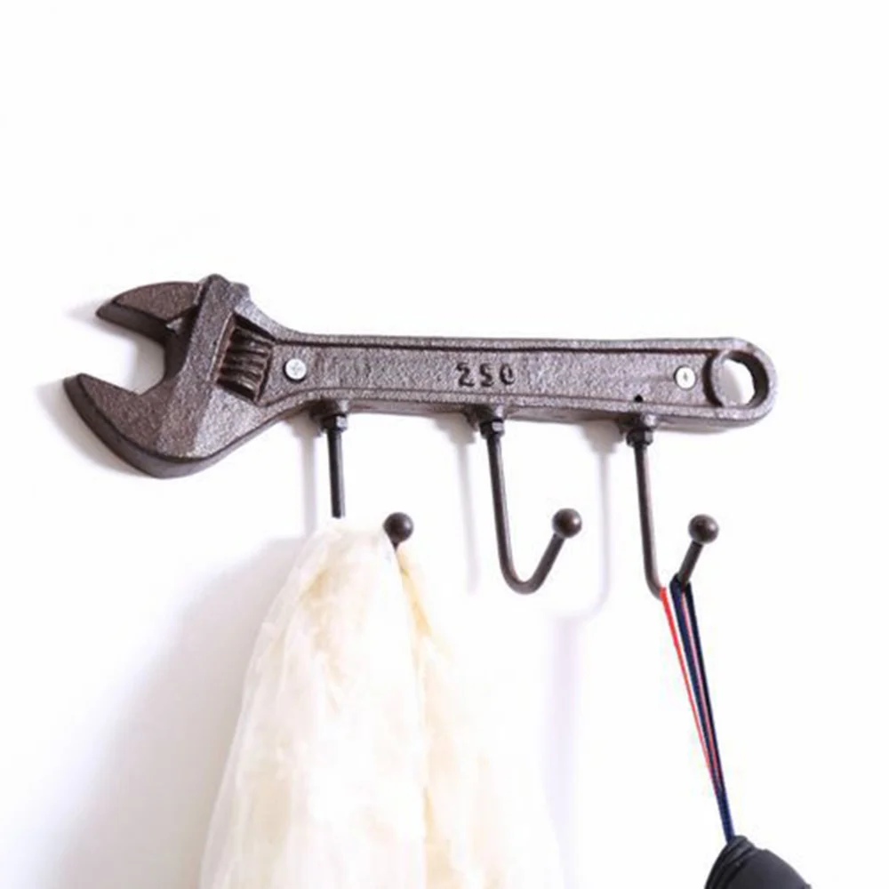 Vintage Wall Hook Spanner-shaped Wall Hanger 3-Hook Coat Holder for Living Room Bedroom Decoration
Vintage Wall Hook Spanner-shaped Wall Hanger 3-Hook Coat Holder for Living Room Bedroom Decoration