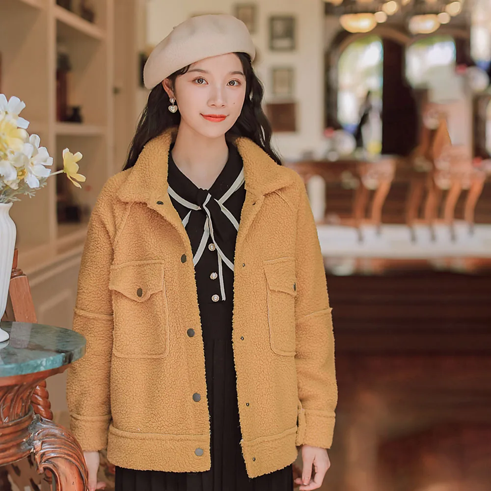 Womens Jacket Autumn Winter 2021New Fashion Casual Solid Color Lambswool Lapel Pocket Single Breasted Long Sleeve Thicken Coat
Womens Jacket Autumn Winter 2021New Fashion Casual Solid Color Lambswool Lapel Pocket Single Breasted Long Sleeve Thicken Coat