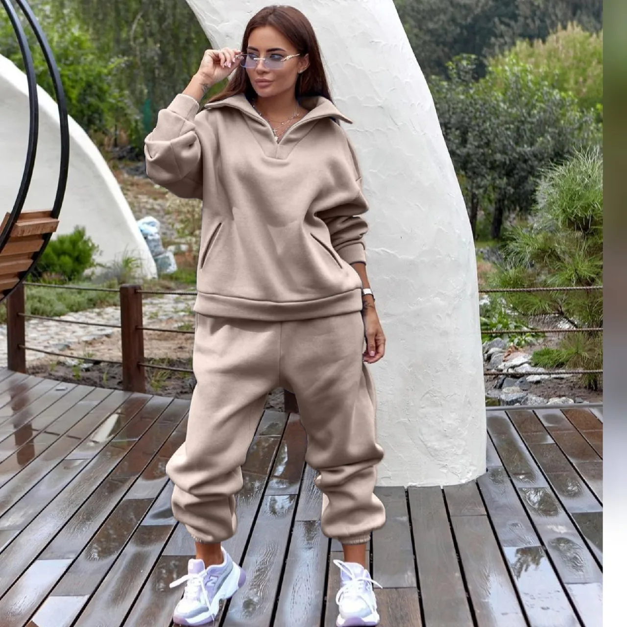 2021 Women's Autumn and Winter New Sweater Suit Two-piece Trousers Two-piece Suit Sports Suit Ladies Slim Trousers
2021 Women's Autumn and Winter New Sweater Suit Two-piece Trousers Two-piece Suit Sports Suit Ladies Slim Trousers