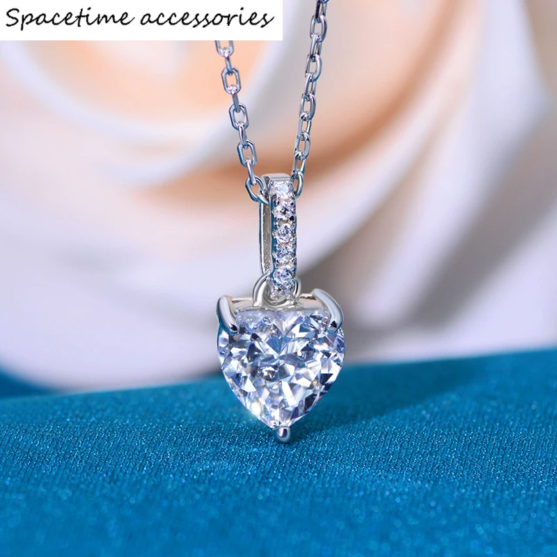 Earring925 Sterling Silver Sparkling 7*7MM High Carbon Diamond Greated Moissanite Heart Pendant Necklace Women Fine JewelryRings
Earring925 Sterling Silver Sparkling 7*7MM High Carbon Diamond Greated Moissanite Heart Pendant Necklace Women Fine JewelryRings