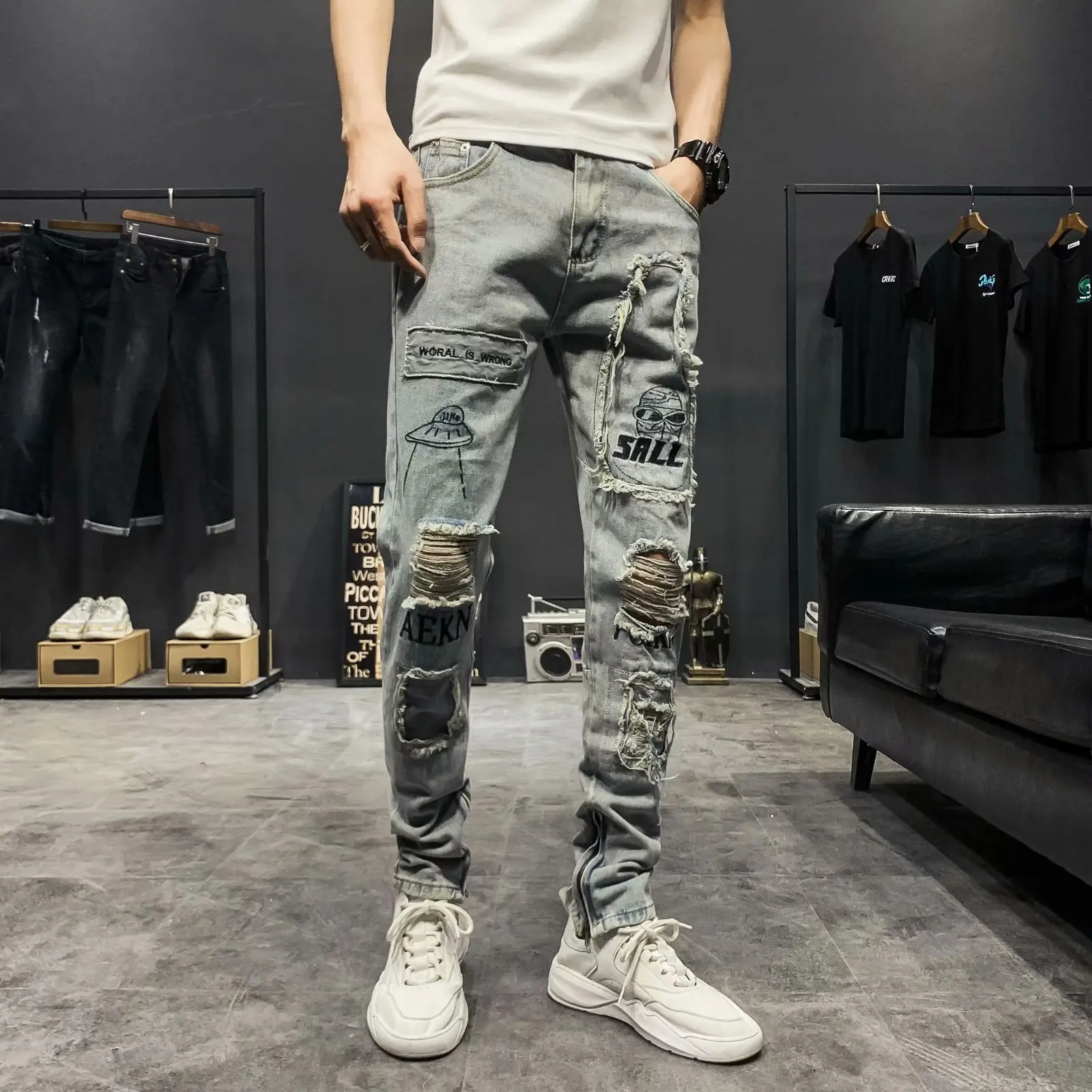 WFF 3XL Hole Skinny Jeans Men Streetwear Letter Print Patchwork Straight Pencil Pants Male Hip Hop Trousers Ripped Jeans For Men 
WFF 3XL Hole Skinny Jeans Men Streetwear Letter Print Patchwork Straight Pencil Pants Male Hip Hop Trousers Ripped Jeans For Men