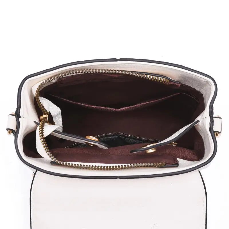 Luxury Small Bucket Shoulder Handbags for Women Quality PU Leather Plaid Pattern Flap Crossbody Bag Female Elegant Mini Backpack
Luxury Small Bucket Shoulder Handbags for Women Quality PU Leather Plaid Pattern Flap Crossbody Bag Female Elegant Mini Backpack