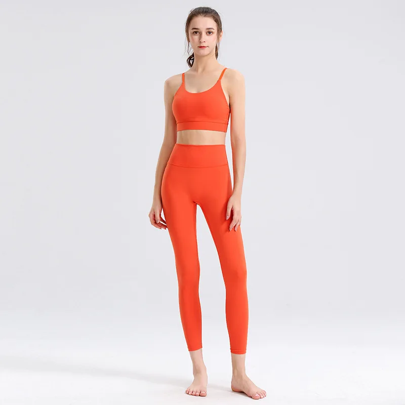New 2 Piece Set Women Yoga Clothing Suit Sexy Seamless Leggings Trousers Track and Field Running Sports Fitness Clothing
New 2 Piece Set Women Yoga Clothing Suit Sexy Seamless Leggings Trousers Track and Field Running Sports Fitness Clothing