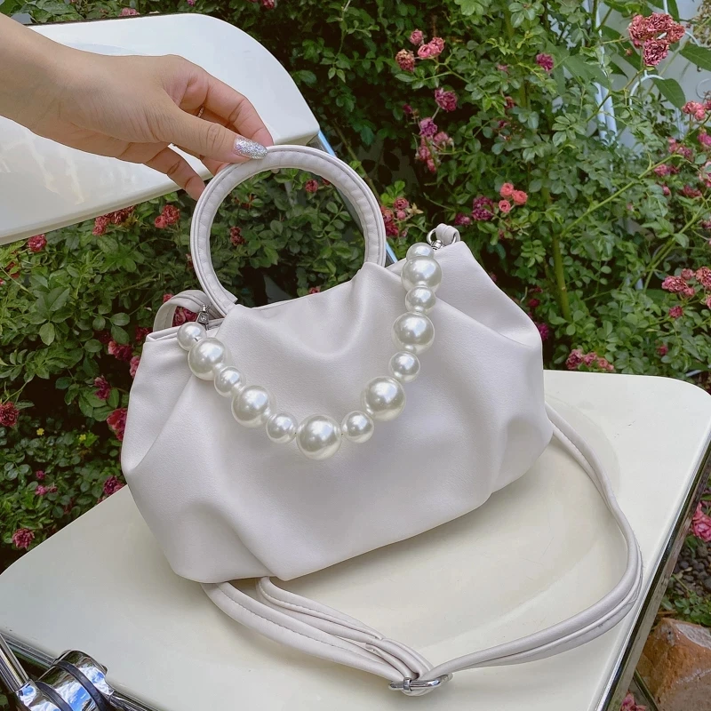New Pearl Chain Handbag Purses Shoulder Crossbody Bags for Women 2021 Fashion Luxury Design Ladies Messenger Bags High Quality
New Pearl Chain Handbag Purses Shoulder Crossbody Bags for Women 2021 Fashion Luxury Design Ladies Messenger Bags High Quality
