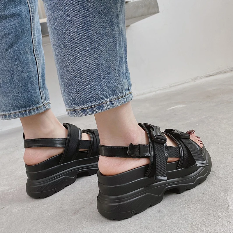 2021 Summer Women Fashion Platform Sandals Wedges Casual Shoes Woman High Heels Black White Sandalias Tenis Feminino Women Shoes
2021 Summer Women Fashion Platform Sandals Wedges Casual Shoes Woman High Heels Black White Sandalias Tenis Feminino Women Shoes