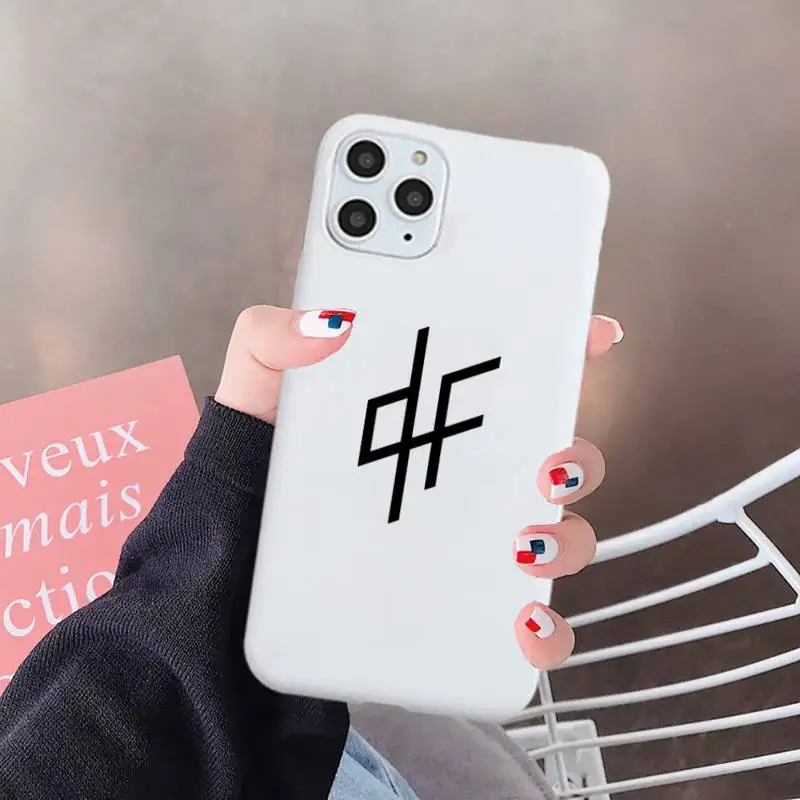PNL QLF Rapper Phone Case Candy Color for iPhone 6 7 8 11 12 s mini pro X XS XR MAX Plus
PNL QLF Rapper Phone Case Candy Color for iPhone 6 7 8 11 12 s mini pro X XS XR MAX Plus