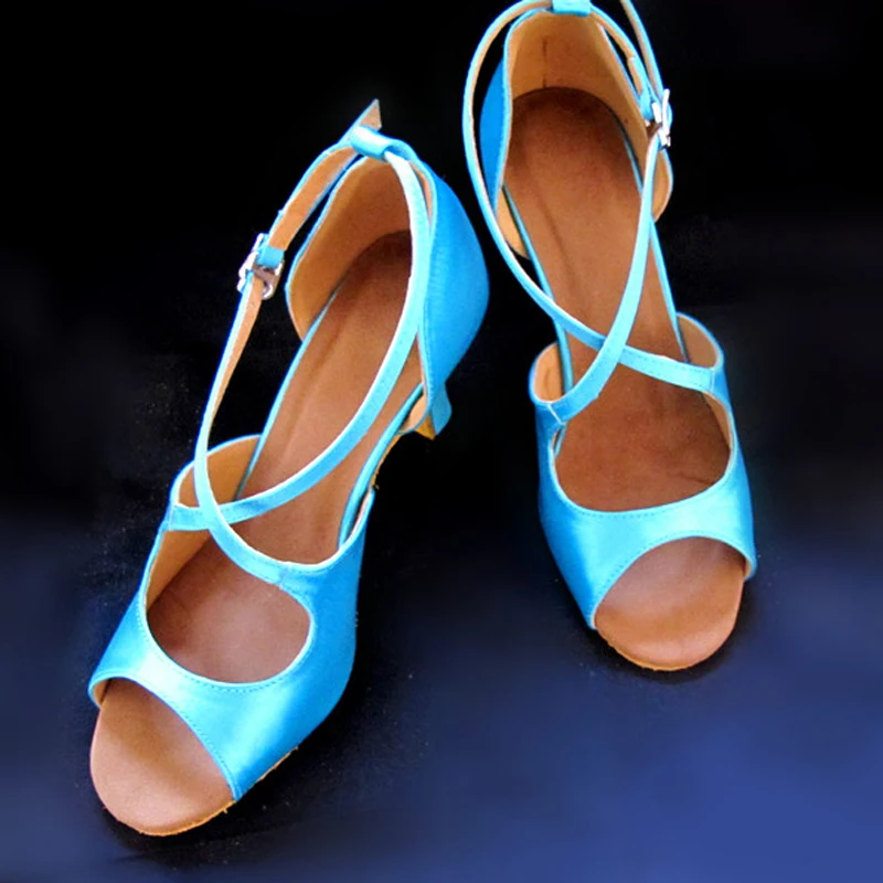 Evkoodance Woman Latin Dance Shoes Ladies Girls Satin Soft Dancing Shoes For Women Jazz Ballroom Salsa Dance Shoes 5 Colors 7cm
Evkoodance Woman Latin Dance Shoes Ladies Girls Satin Soft Dancing Shoes For Women Jazz Ballroom Salsa Dance Shoes 5 Colors 7cm