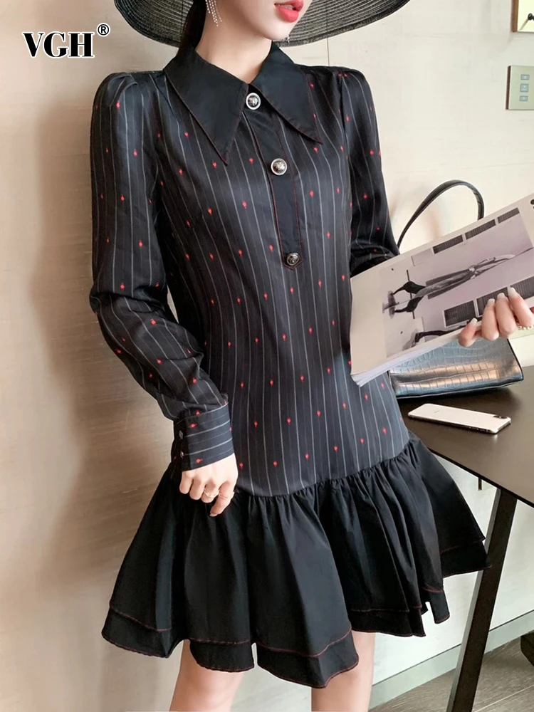 VGH Casual Patchwork Ruffle Trim Dress For Women Lapel Long Sleeve High Waist Print Mini Dresses Female Korean Fashion 2021 New
VGH Casual Patchwork Ruffle Trim Dress For Women Lapel Long Sleeve High Waist Print Mini Dresses Female Korean Fashion 2021 New