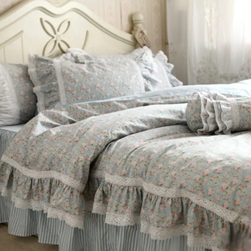 Hot Rustic Fresh Flowers Print Bedding Set Lace Ruffle Duvet Cover Embroidery Bed Sheet Elegant Bed Skirt Bedspread for Bedding
Hot Rustic Fresh Flowers Print Bedding Set Lace Ruffle Duvet Cover Embroidery Bed Sheet Elegant Bed Skirt Bedspread for Bedding
