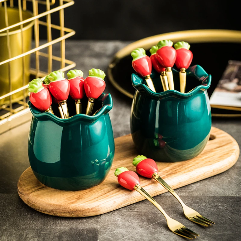 Cute Stainless Steel Fruit Fork Set European Fruit Pick Household Dessert Fork Spoon Creative INS
Cute Stainless Steel Fruit Fork Set European Fruit Pick Household Dessert Fork Spoon Creative INS