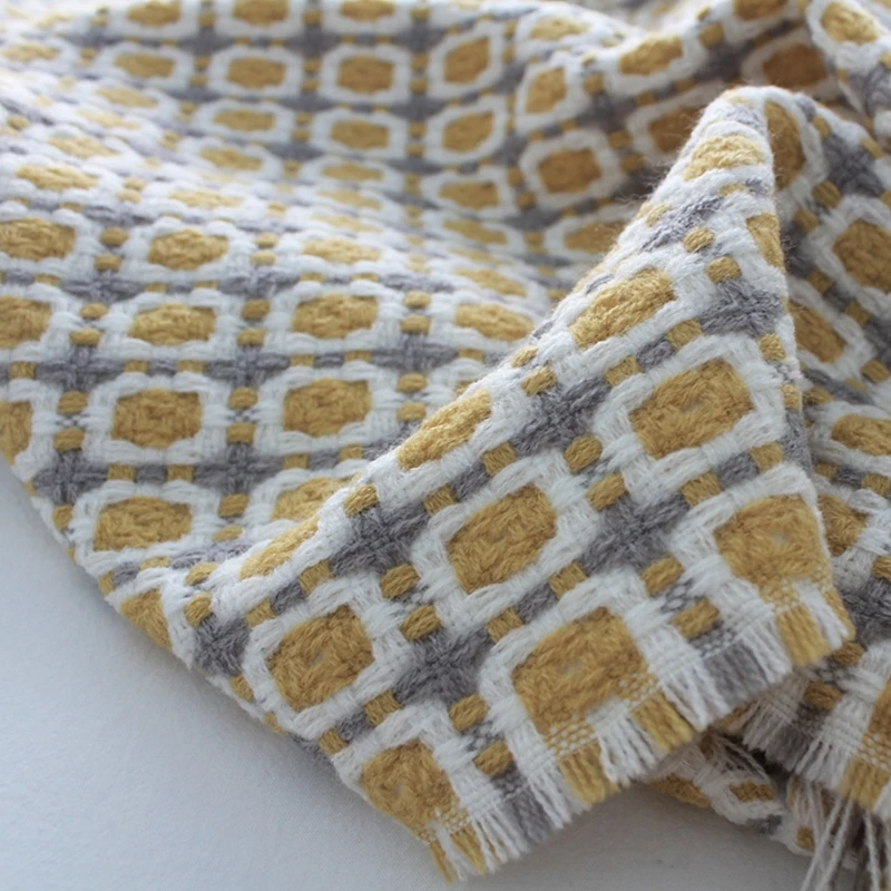 Nordic US Pastoral Style Yellow Sofa Blanket Knitted Throws Simple Design Yellow Check Pattern Blanket Home Textiles LXAC
Nordic US Pastoral Style Yellow Sofa Blanket Knitted Throws Simple Design Yellow Check Pattern Blanket Home Textiles LXAC