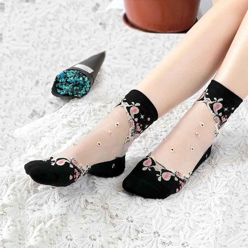 Socks Women Cotton Bottom Crystal Stockings Thin Baroque Fashion Ladies Transparent Glass Silk Women's Socks Ice Silk Tube Socks
Socks Women Cotton Bottom Crystal Stockings Thin Baroque Fashion Ladies Transparent Glass Silk Women's Socks Ice Silk Tube Socks