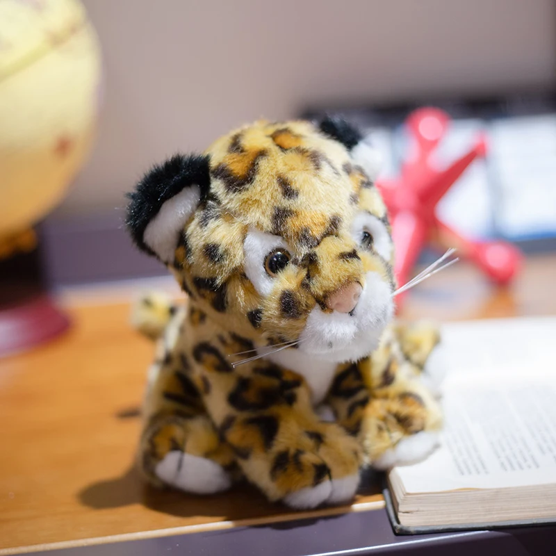 20cm Simulation Lion Leopard Panda Husky Plush Toys Home Decor Stuffed Animals Dolls Soft Real Like Pillow for Kids Boys Gift
20cm Simulation Lion Leopard Panda Husky Plush Toys Home Decor Stuffed Animals Dolls Soft Real Like Pillow for Kids Boys Gift