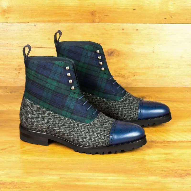 New Men's PU Stitched Plaid Lace Up High Top Round Toe Boots Traditional British Style Business Casual Boots Youth Trend KN251
New Men's PU Stitched Plaid Lace Up High Top Round Toe Boots Traditional British Style Business Casual Boots Youth Trend KN251