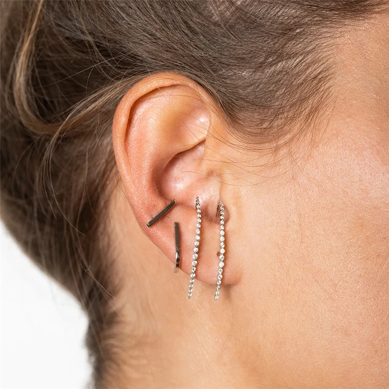 BOAKO 925 Sterling Silver Stud Earrings Single Row Inlaid Zircon Tide Earrings Original Earrings For Woman Party Gifts Sliver
BOAKO 925 Sterling Silver Stud Earrings Single Row Inlaid Zircon Tide Earrings Original Earrings For Woman Party Gifts Sliver