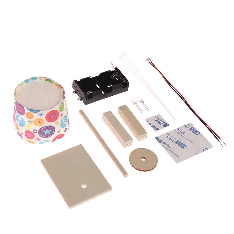 Mini DIY Desk Lamp Material Kit Table Lamp Assemble Toys Wooden Switch Control Desk Lamp Model Handmade Toys Kids
Mini DIY Desk Lamp Material Kit Table Lamp Assemble Toys Wooden Switch Control Desk Lamp Model Handmade Toys Kids