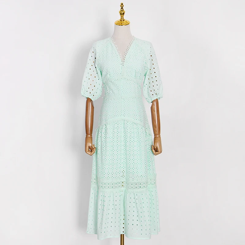 Hollow Out Elegant Dresses For Women V Neck Short Sleeve High Waist Female Fashion New Patchwork Lace Green Dress
Hollow Out Elegant Dresses For Women V Neck Short Sleeve High Waist Female Fashion New Patchwork Lace Green Dress