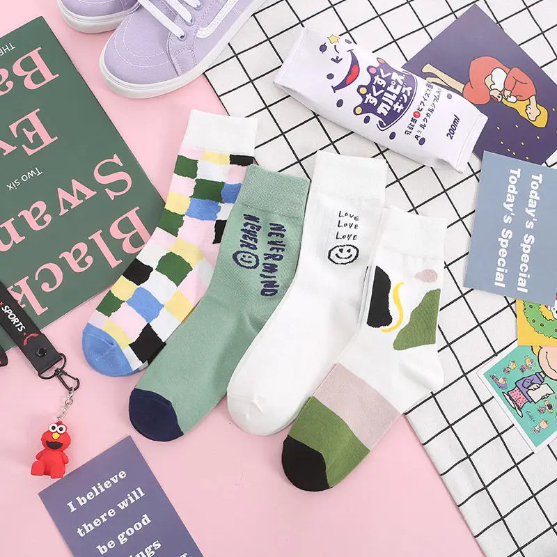 Sfree 4Pairs Socks Women's Tube Socks Ins Tide Cute Japanese Wild Net Red Super Fire Autumn and Winter Student Sports 
Sfree 4Pairs Socks Women's Tube Socks Ins Tide Cute Japanese Wild Net Red Super Fire Autumn and Winter Student Sports