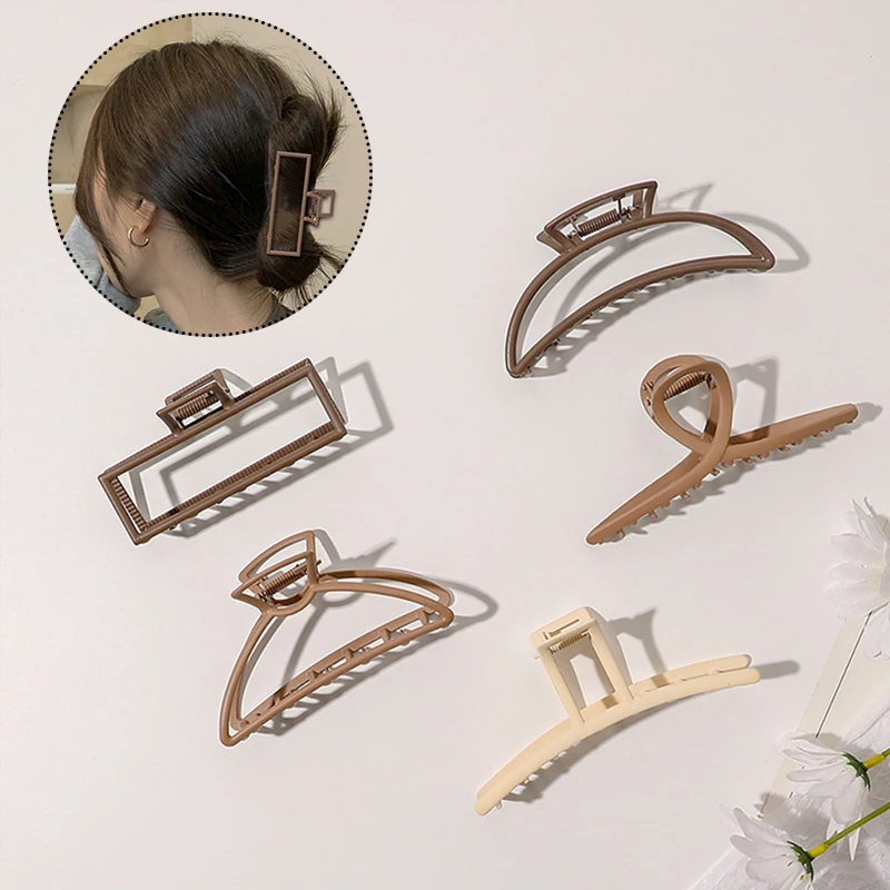 Chic Hair Ornaments For Women Girls Sweet Small Fresh Women Bath Hair Clips Fashion New Design Metal Hair Claw Clips
Chic Hair Ornaments For Women Girls Sweet Small Fresh Women Bath Hair Clips Fashion New Design Metal Hair Claw Clips